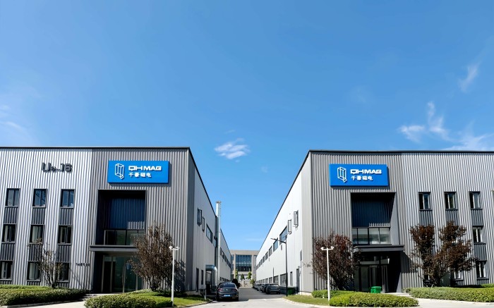 千豪电永磁吊具创新应用：集发电一体赋能无人化杂货码头高效作业